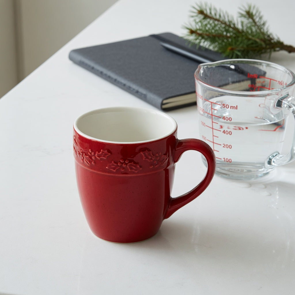Product view for the red ceramic coffee mug shape and handle guide showing a 460 ml mug with an upright body and open-loop handle