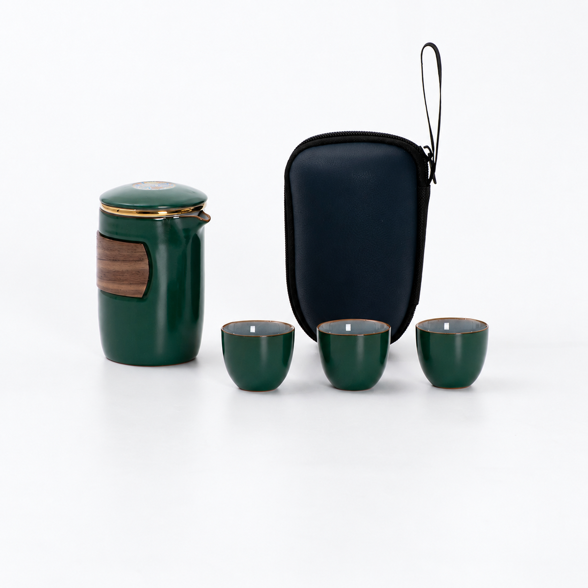 Wood grip ceramic travel cup: Green / Brewer and 3 Cups