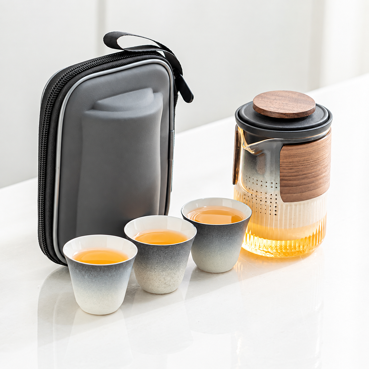 Ribbed glass travel tea set: Clear Glass / Gradient White