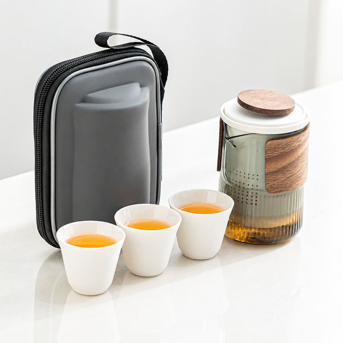 Ribbed glass travel tea set: Smoke Glass / White
