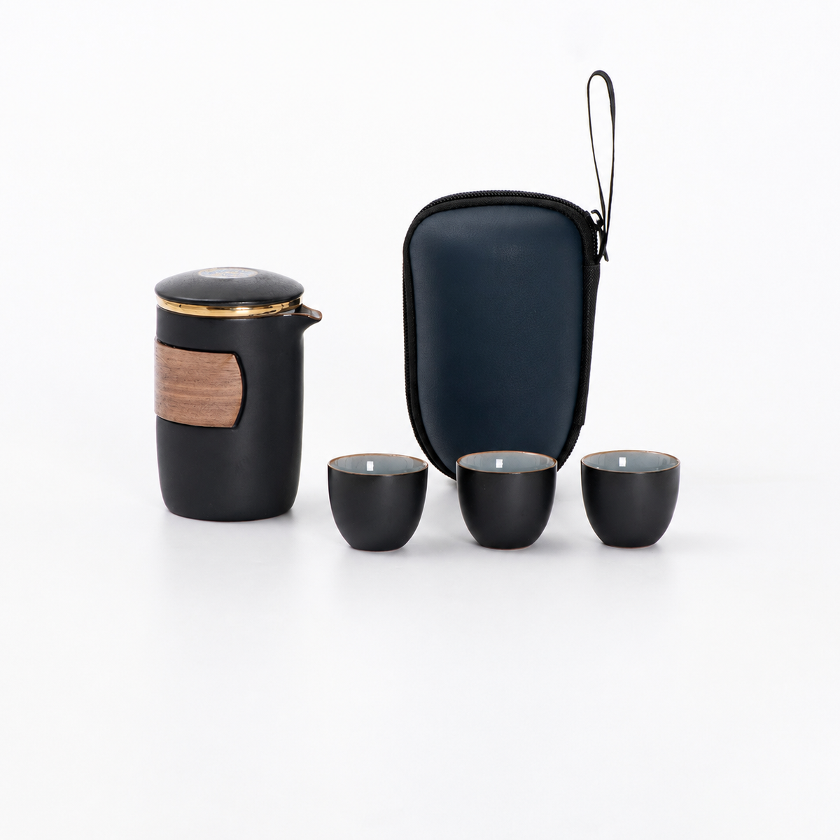 Wood grip ceramic travel cup: Matte Black / Brewer and 3 Cups