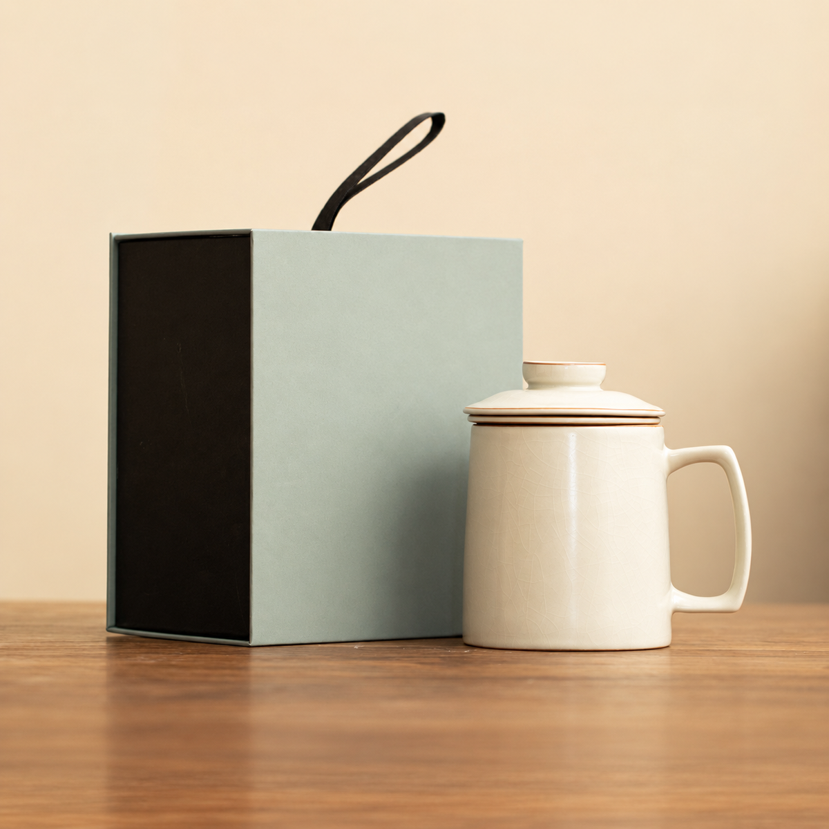 Crackle glaze ceramic tea mug in cream / straight style with gift box