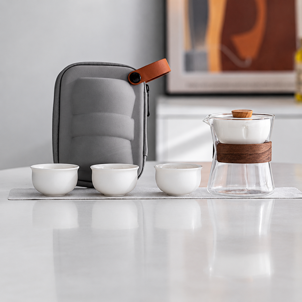 White pivot infuser glass travel tea set with three cups